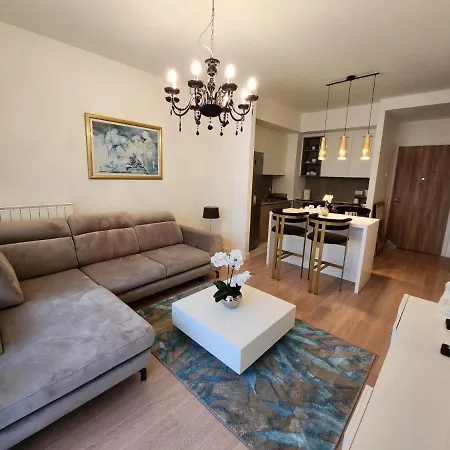 Bw World Traveler Apartman *