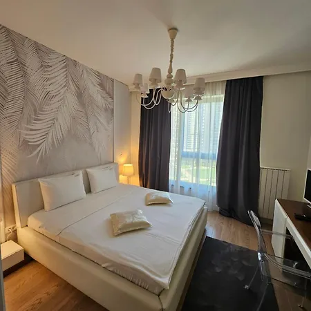 Bw World Traveler Apartman Belgrád